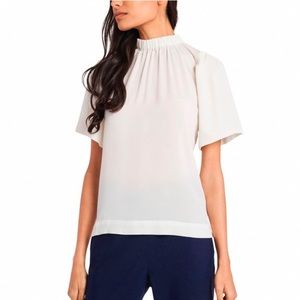 Riley & Rae White Short Sleeve Mock Neck Blouse Size Small NWT
